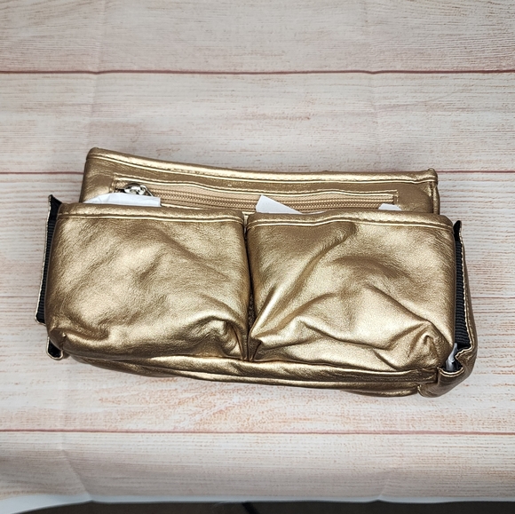 Organizer - Picture 2 of 9